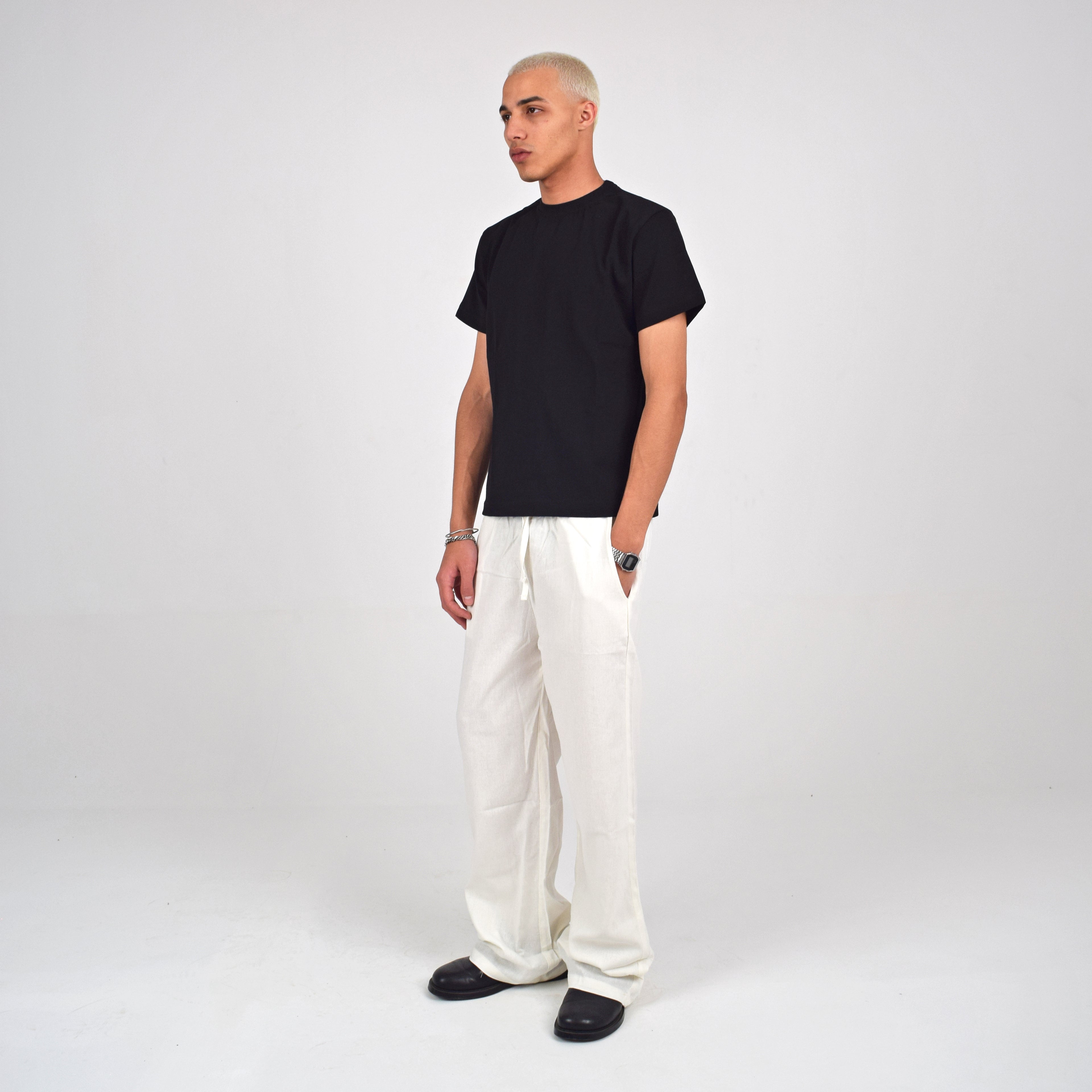 BLACK REGULAR FIT T-SHIRT