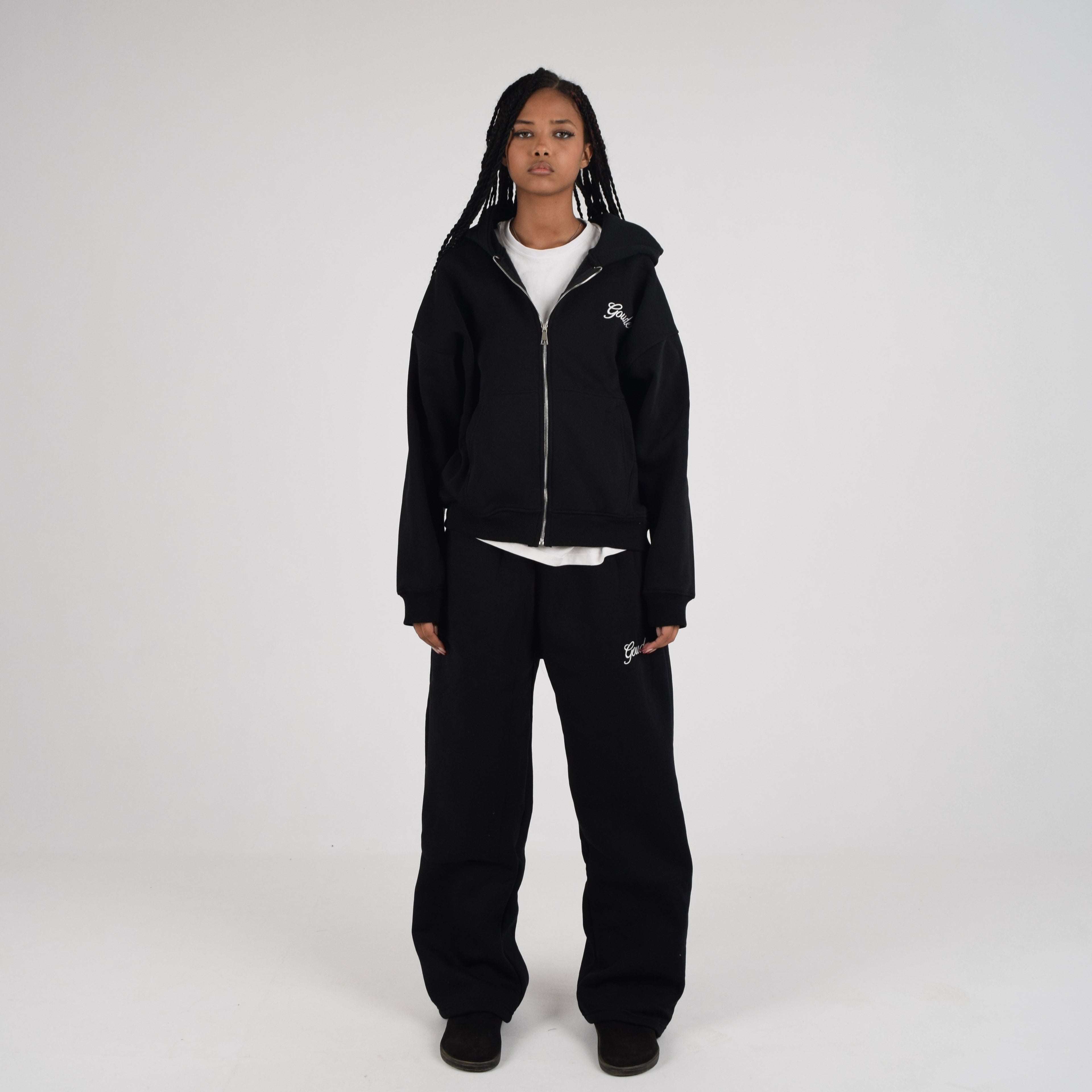 BLACK SWEATPANTS