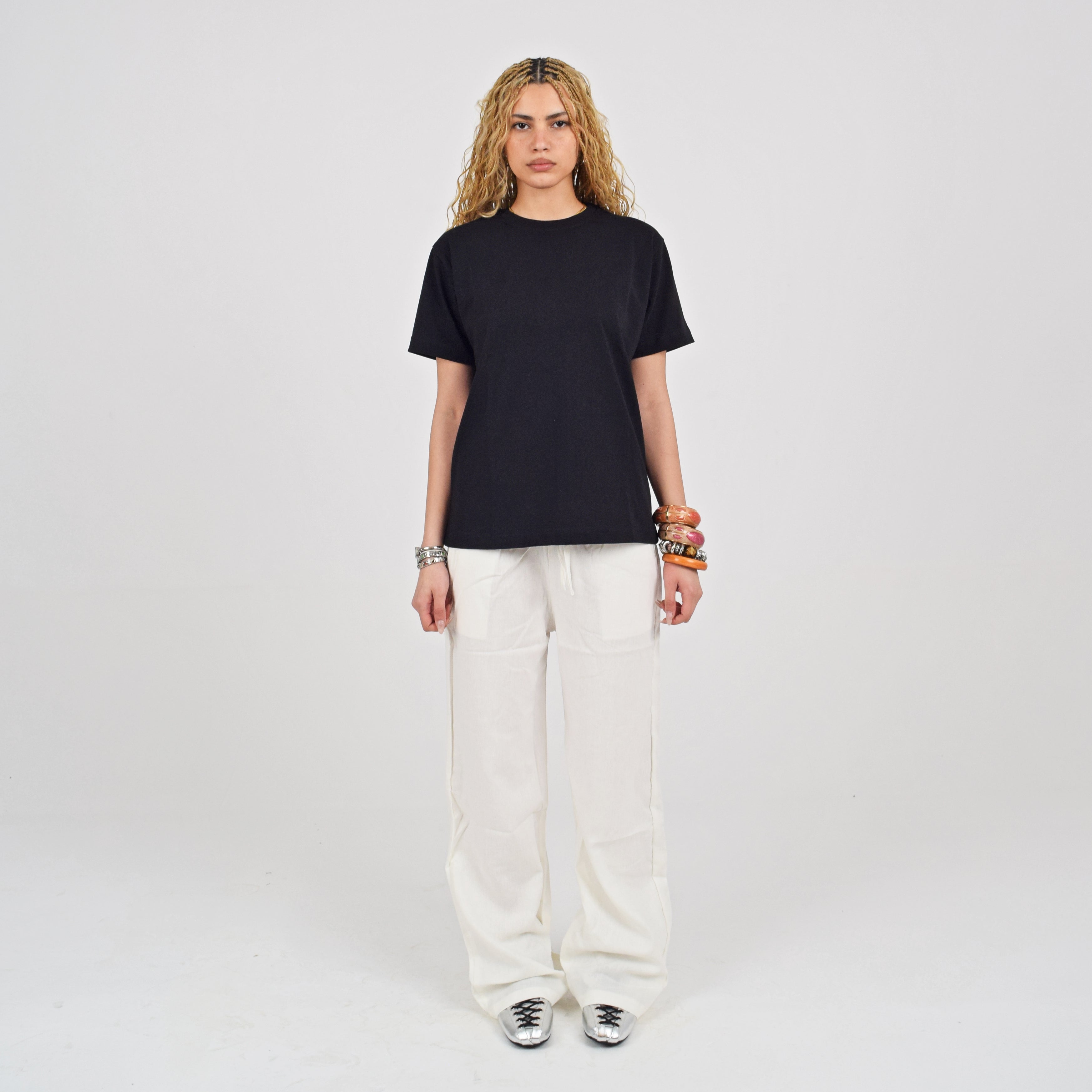 BLACK REGULAR FIT T-SHIRT