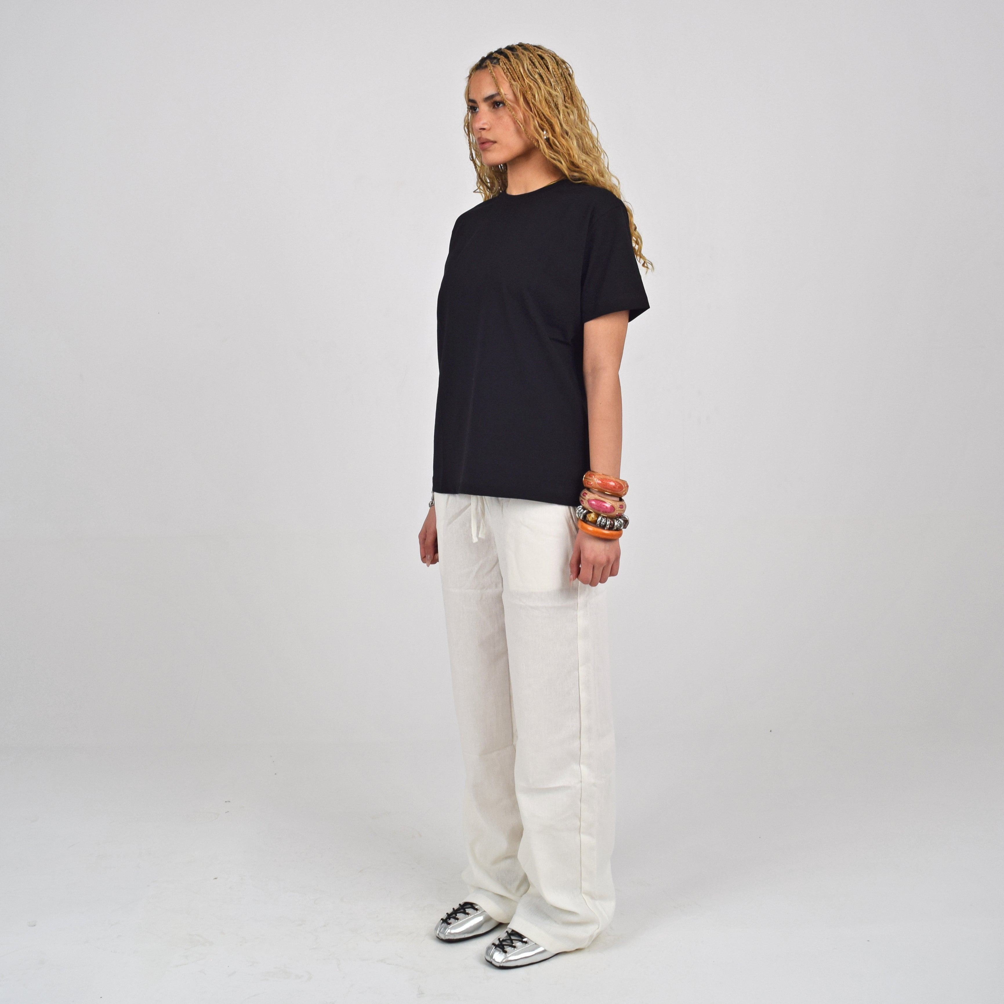 BLACK REGULAR FIT T-SHIRT