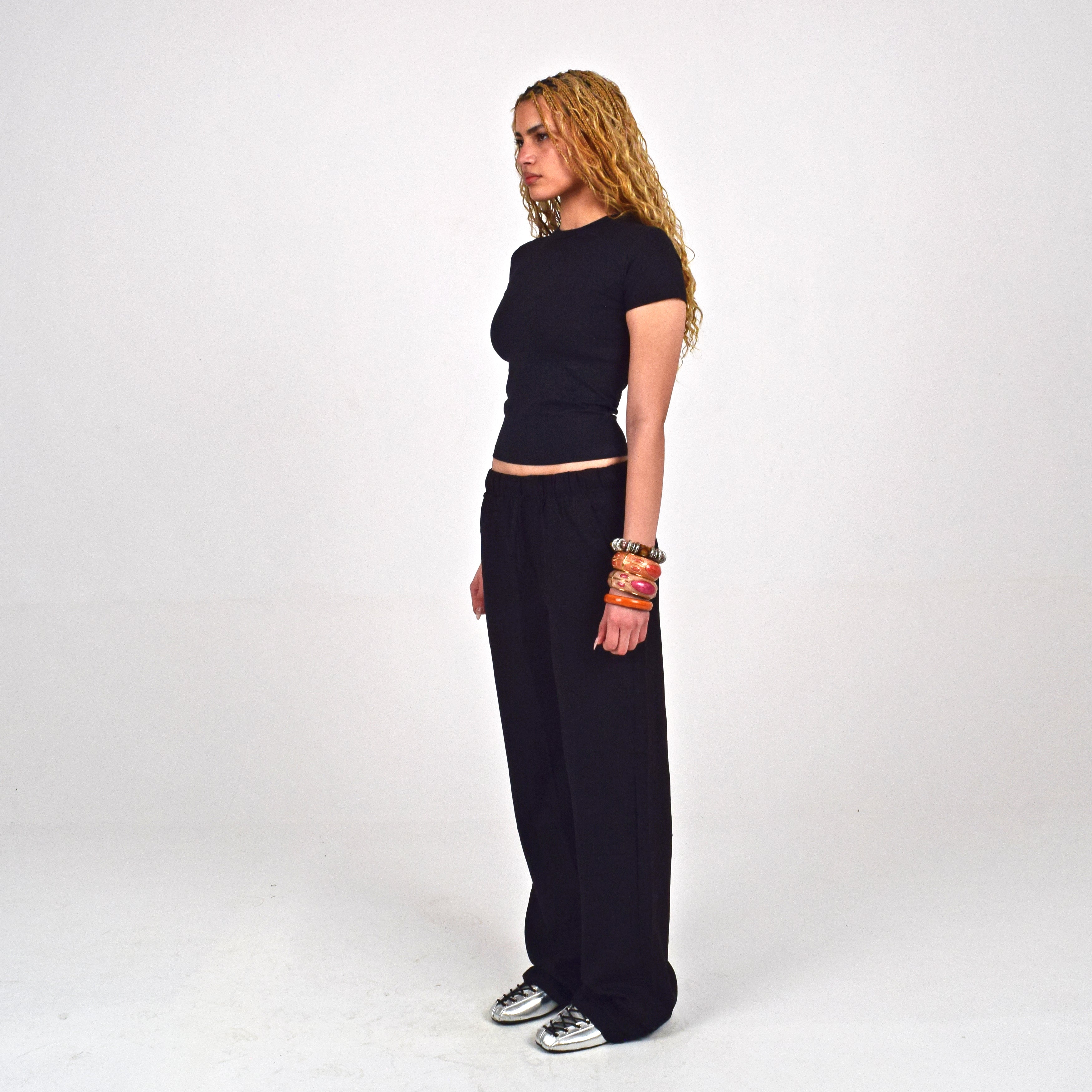 WOMEN TOP - BLACK