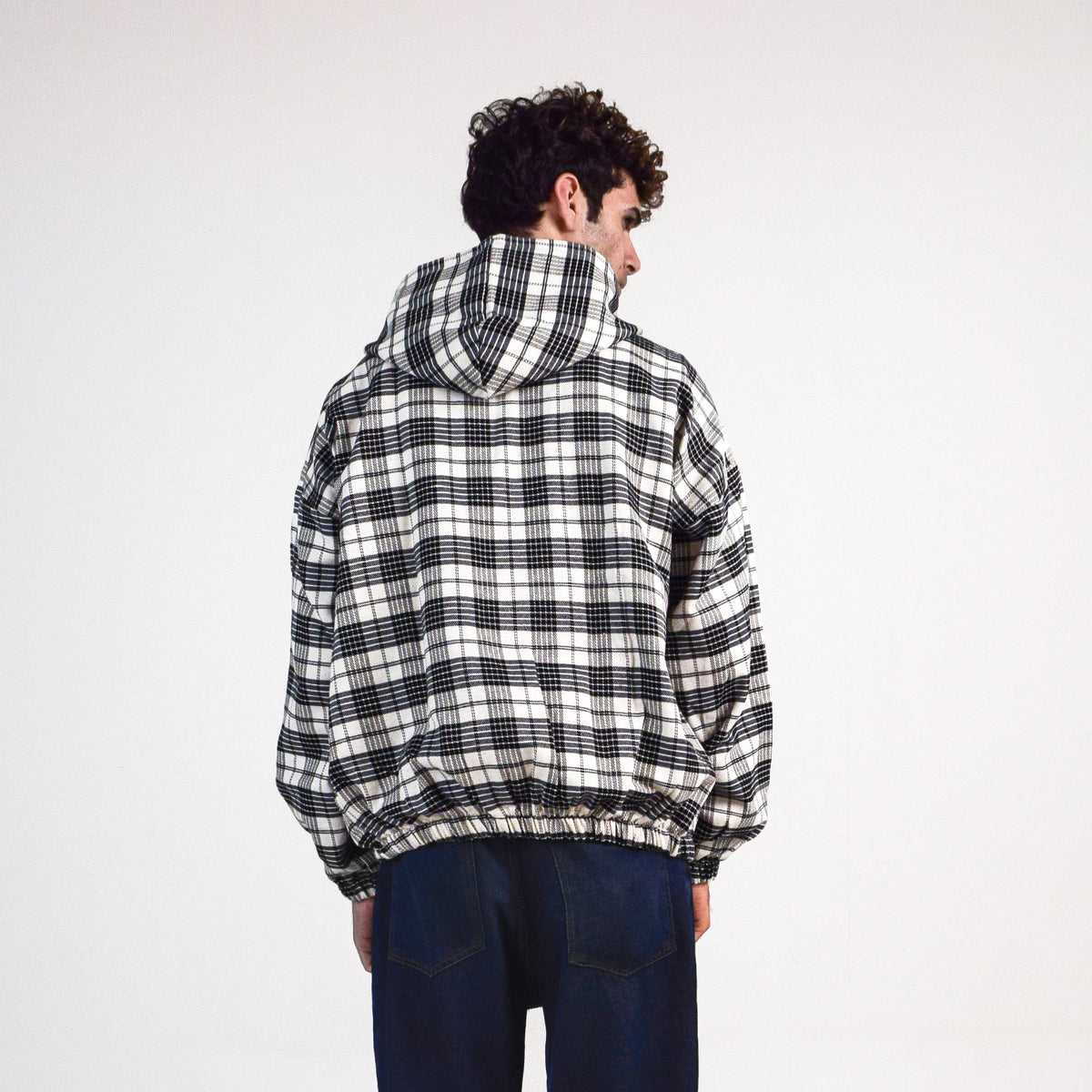 BLACK & WHITE PLAID JACKET