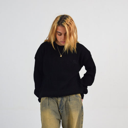 BLACK KNIT SWEATER