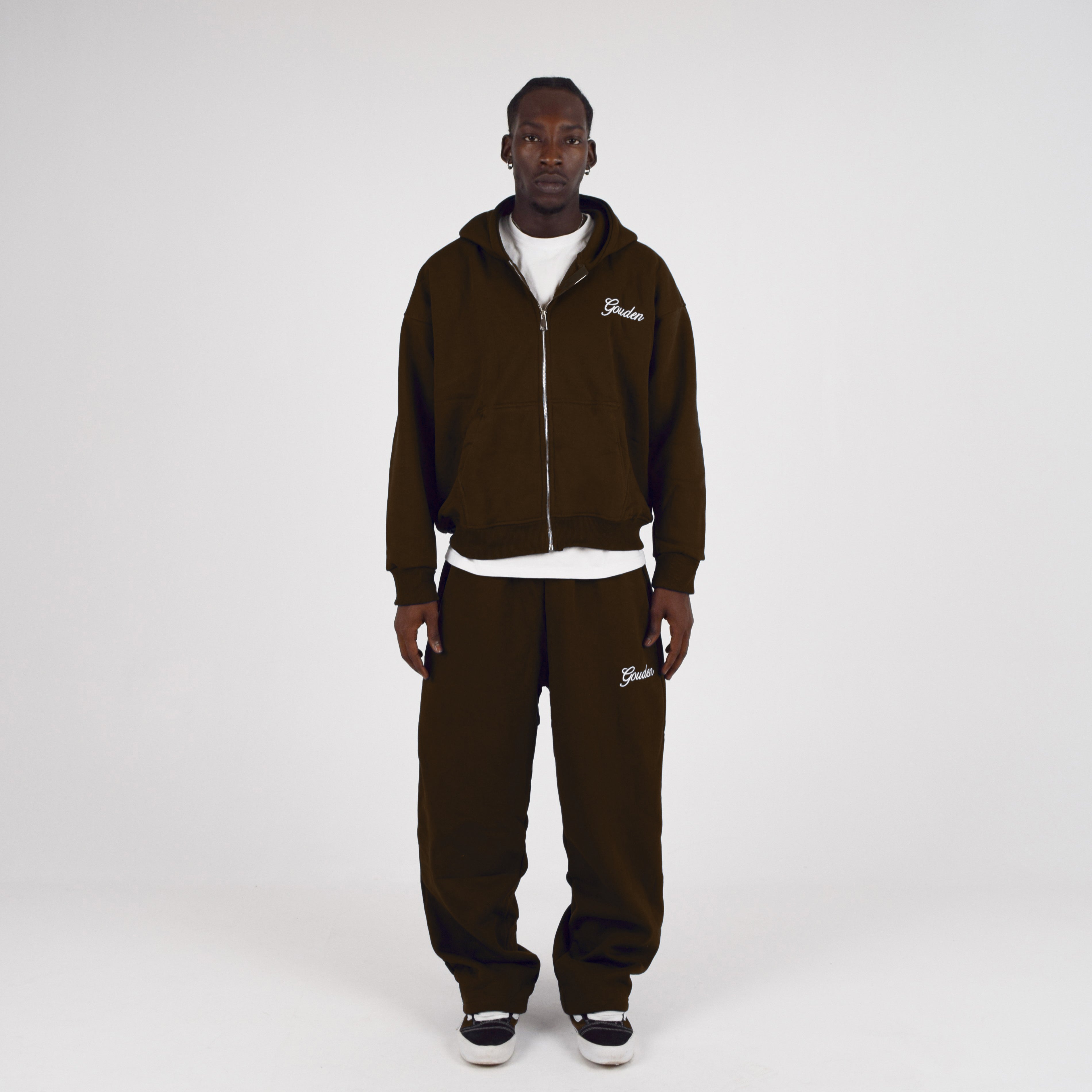 BROWN SWEATPANTS